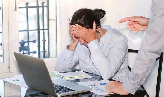 9 in 10 UK workers affected by mental health challenges, Accenture research finds