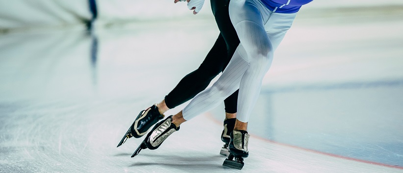 ice skating 824 x 354.jpg